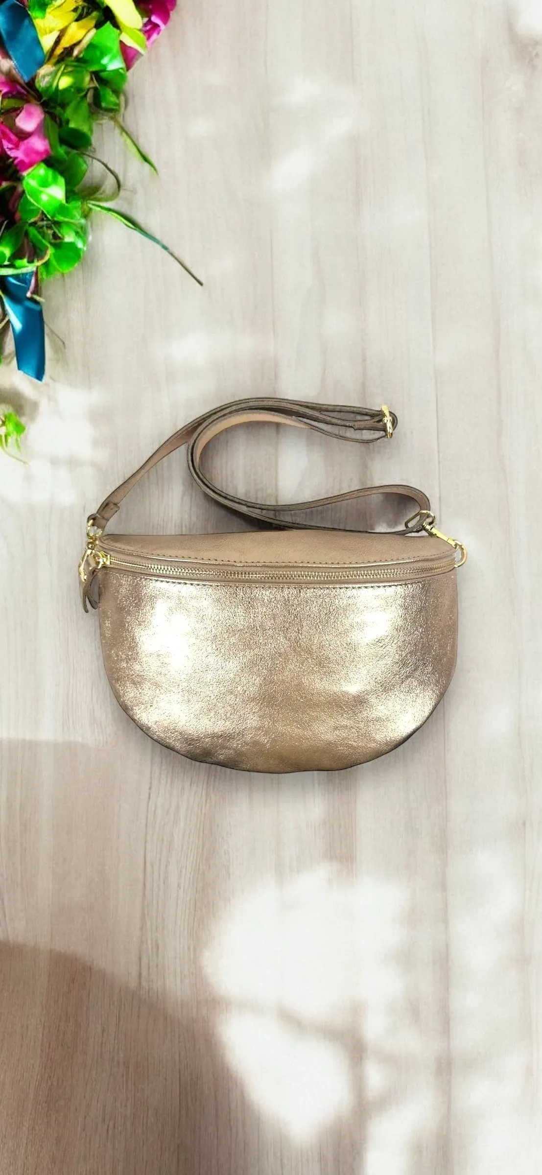 Vera Leather Metallic Sling Bag
