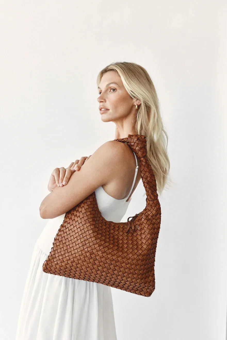 Vestirsi Hailey Woven Hobo Tan
