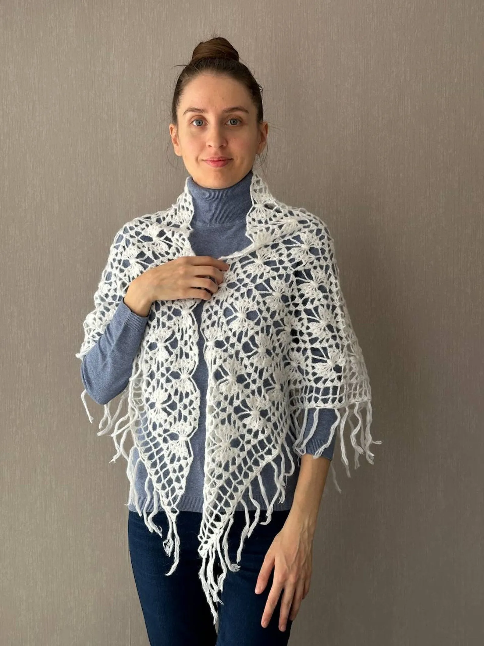 White Crochet Fringe Triangle Shawl, Bridal Shoulders Wrap