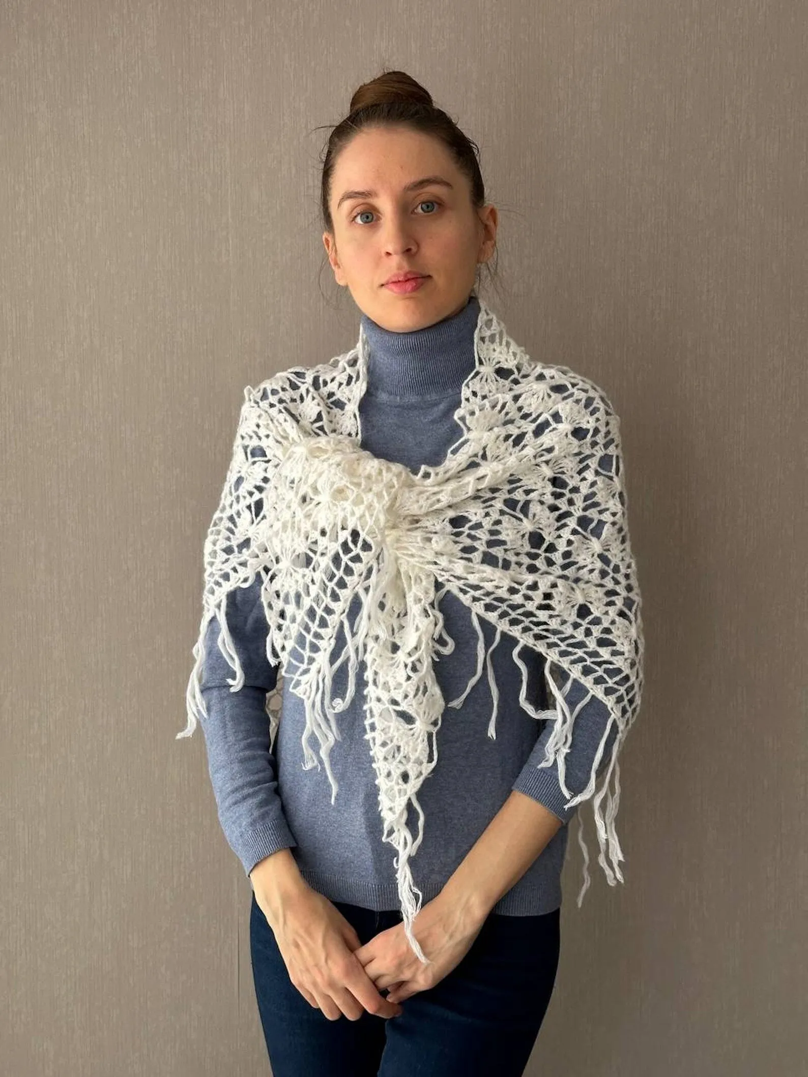 White Crochet Fringe Triangle Shawl, Bridal Shoulders Wrap