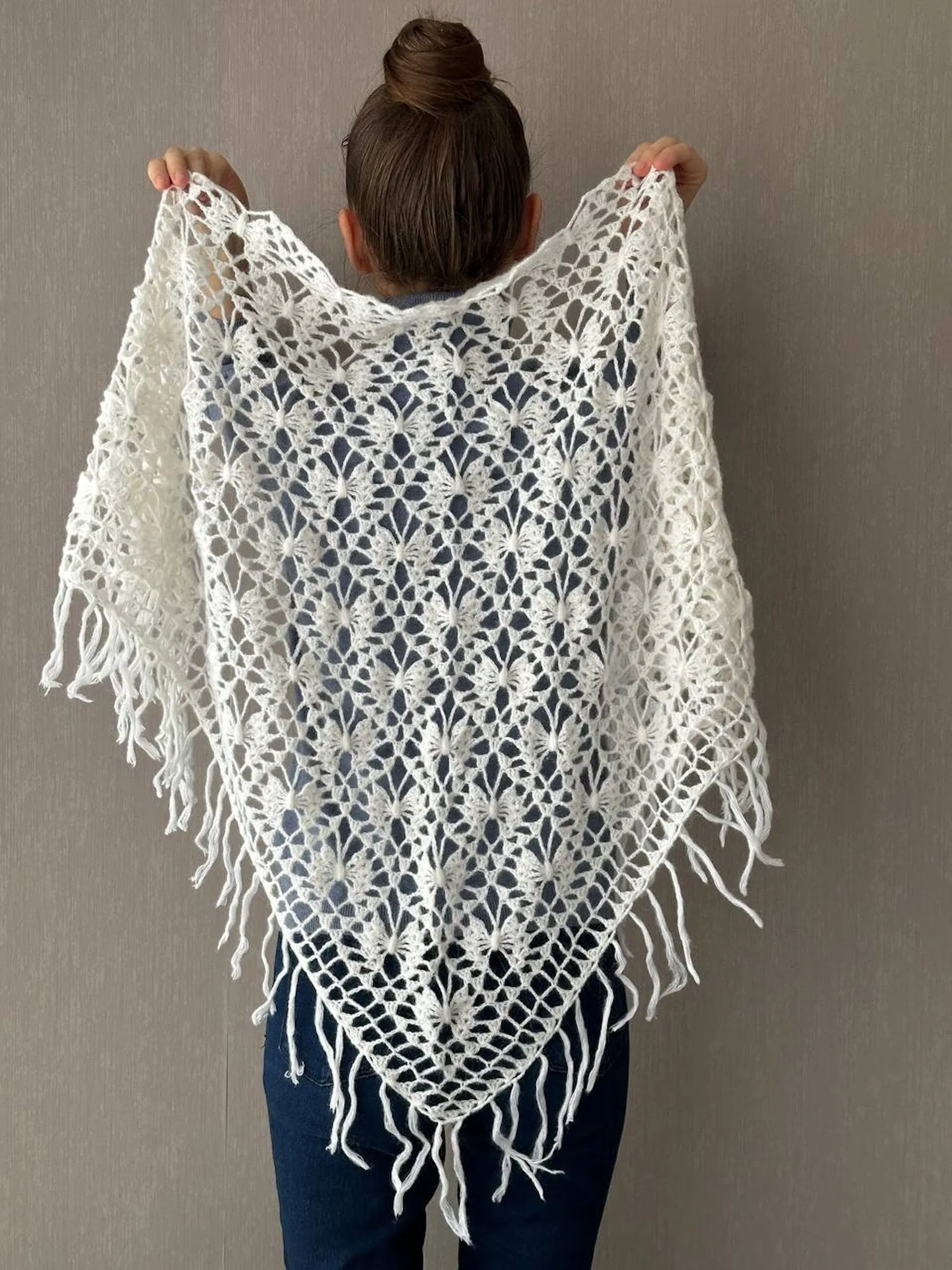 White Crochet Fringe Triangle Shawl, Bridal Shoulders Wrap