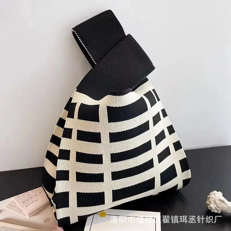 Womens Knot Wrist Bag Handmade Knitted Bag Portable Mini Striped Tote Bucket Phone Bags Large Capacity Autumn Winter Handbags