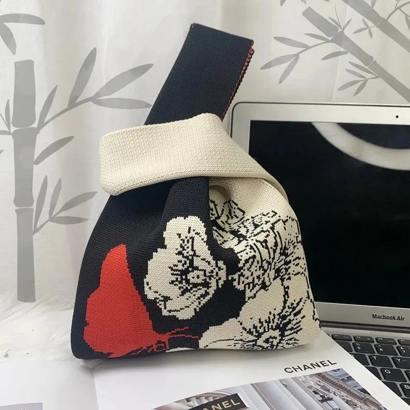 Womens Knot Wrist Bag Handmade Knitted Bag Portable Mini Striped Tote Bucket Phone Bags Large Capacity Autumn Winter Handbags