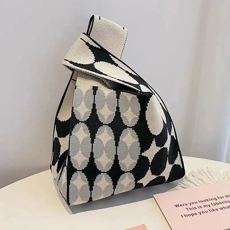 Womens Knot Wrist Bag Handmade Knitted Bag Portable Mini Striped Tote Bucket Phone Bags Large Capacity Autumn Winter Handbags