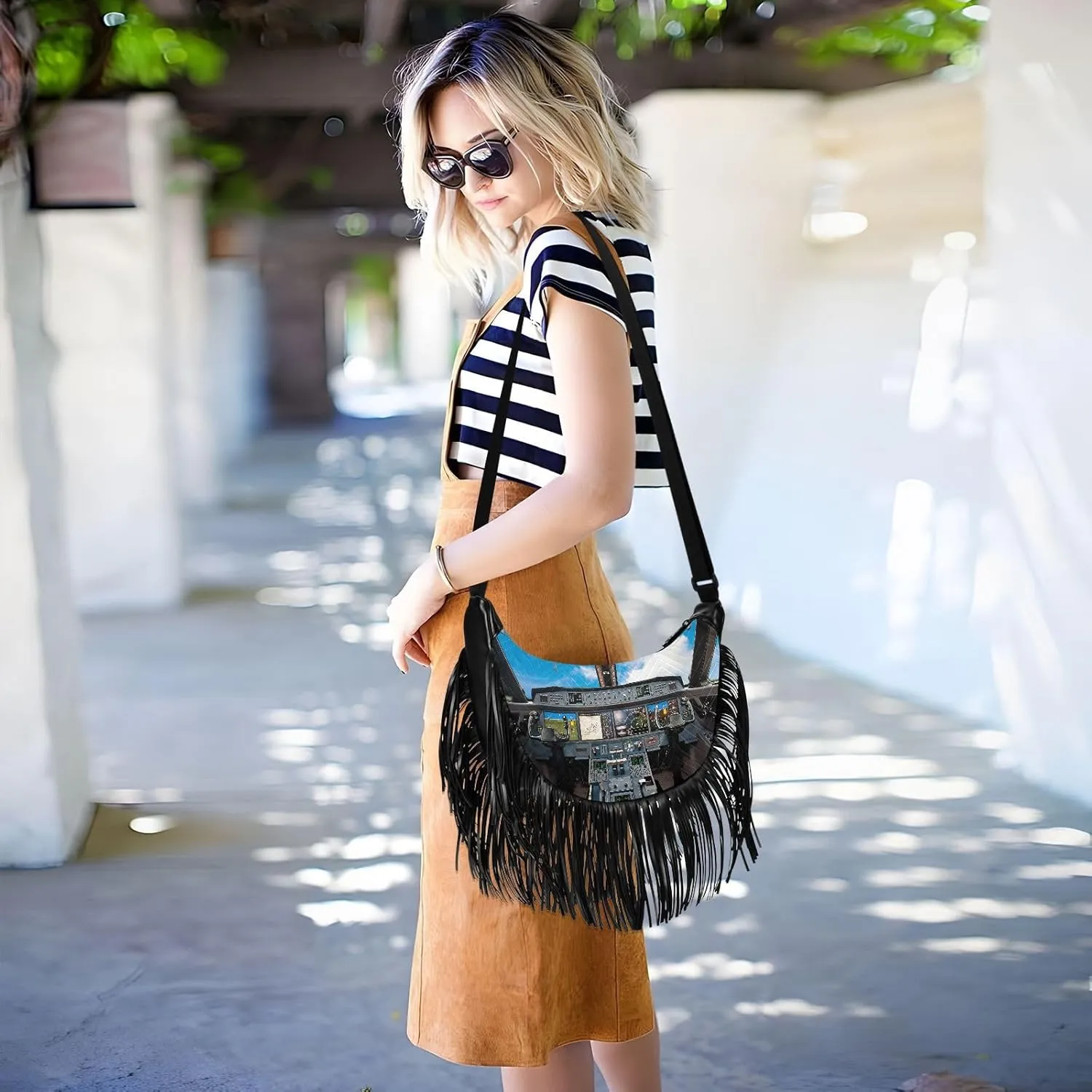 Women's PU Leather Chain Cross Body Bag, Shoulder Handbag Purse with Tassel for Ladies