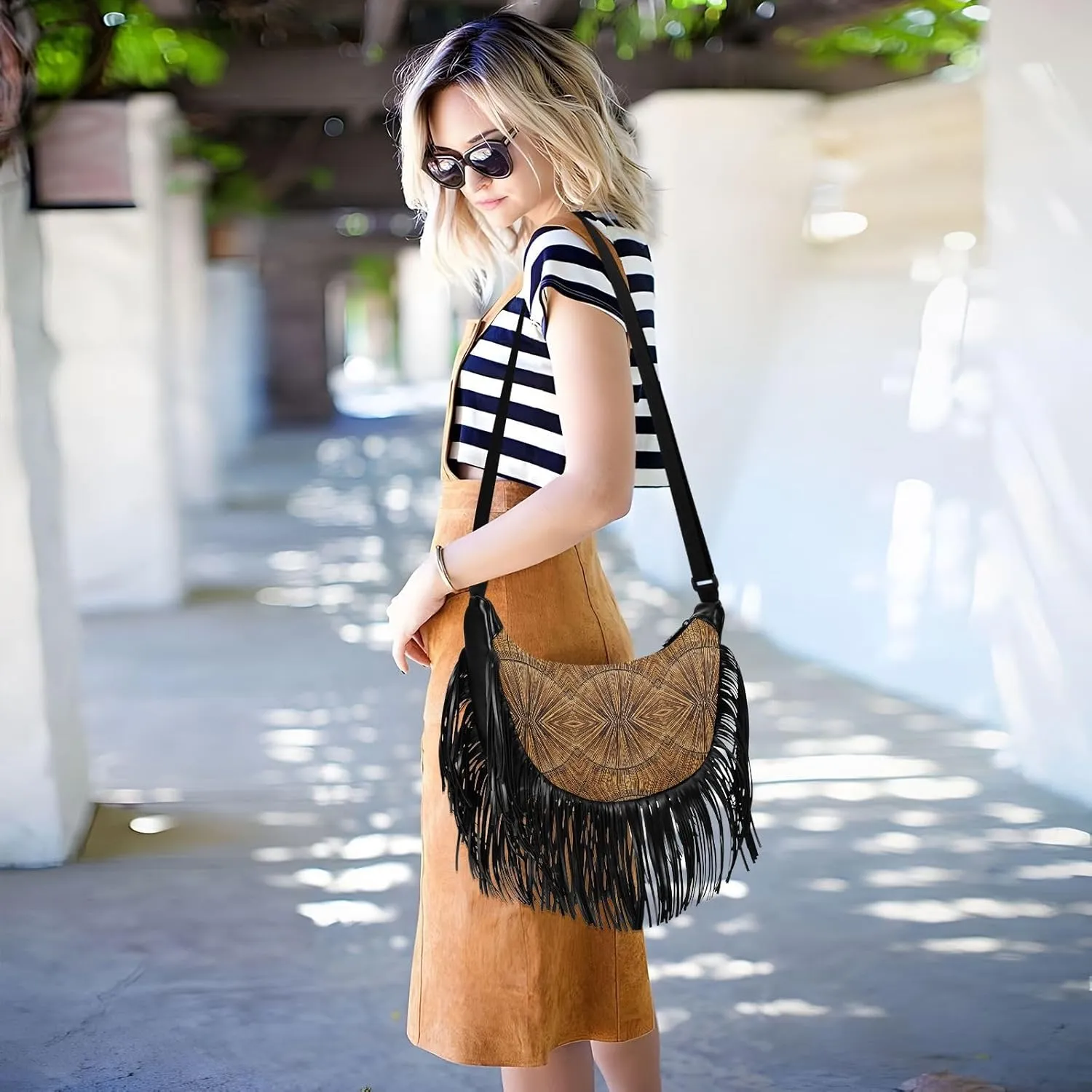 Women's PU Leather Chain Cross Body Bag, Shoulder Handbag Purse with Tassel for Ladies