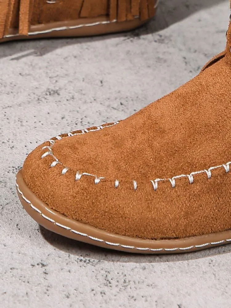 Women's Western Cowboy Boots, Tassel Faux Suede Booties Retro Comfortable Flat Round Toe Fringe Buckle Strap Ankle Boot Low Heel Slip On Short Boots Winter Snow Shoes for Ladies